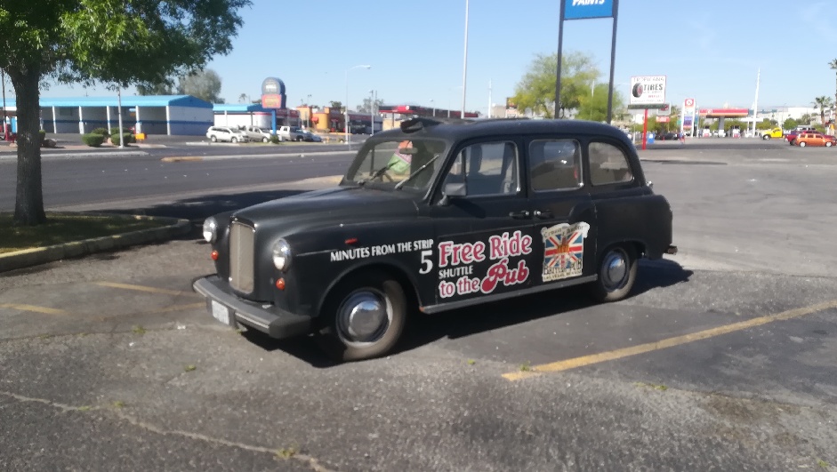 taxis fo the world, actu taxifun, taxi anglais, las vegas, le strip de las vegas, pub anglais, voiture de publicité