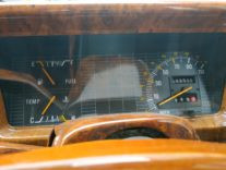 instruments tableau de bord avec boiseries taxi anglais fairway