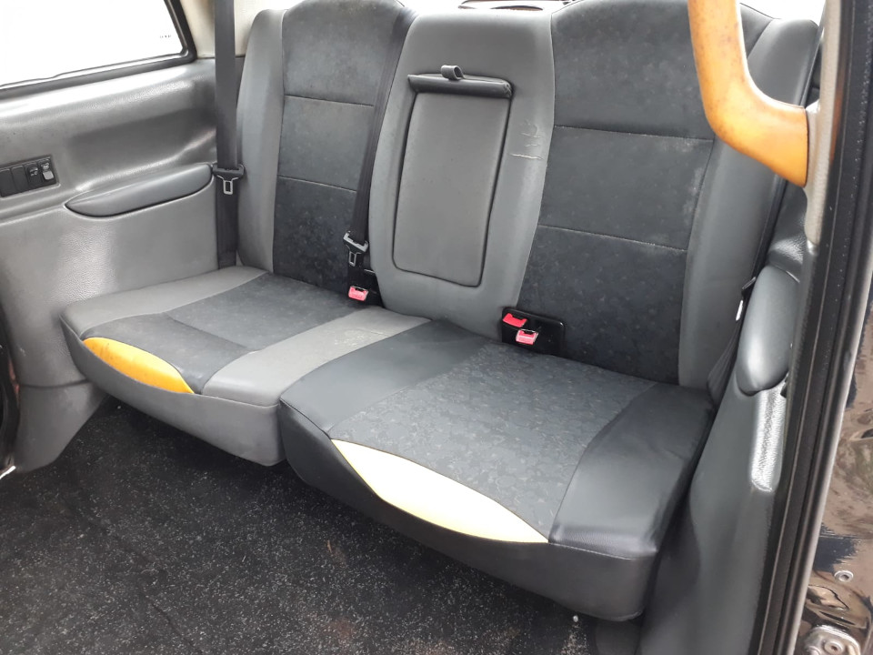 banquette arriere taxi anglais tx1
