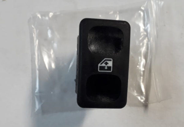 bouton rectangulaire noir avec embleme de vitre electrique