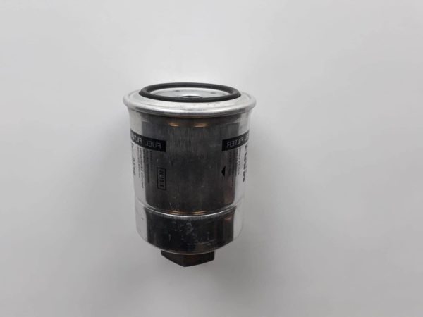 filtre a gasoil voiture sur fonds blanc