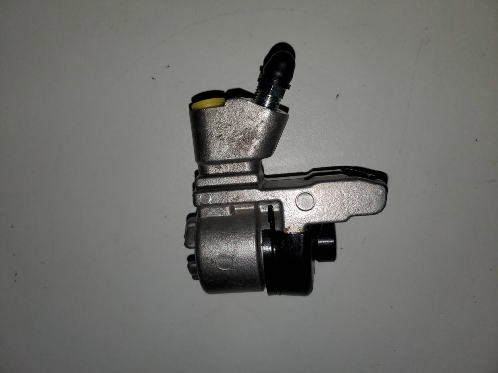 cylindre de frein taxi anglais FX4